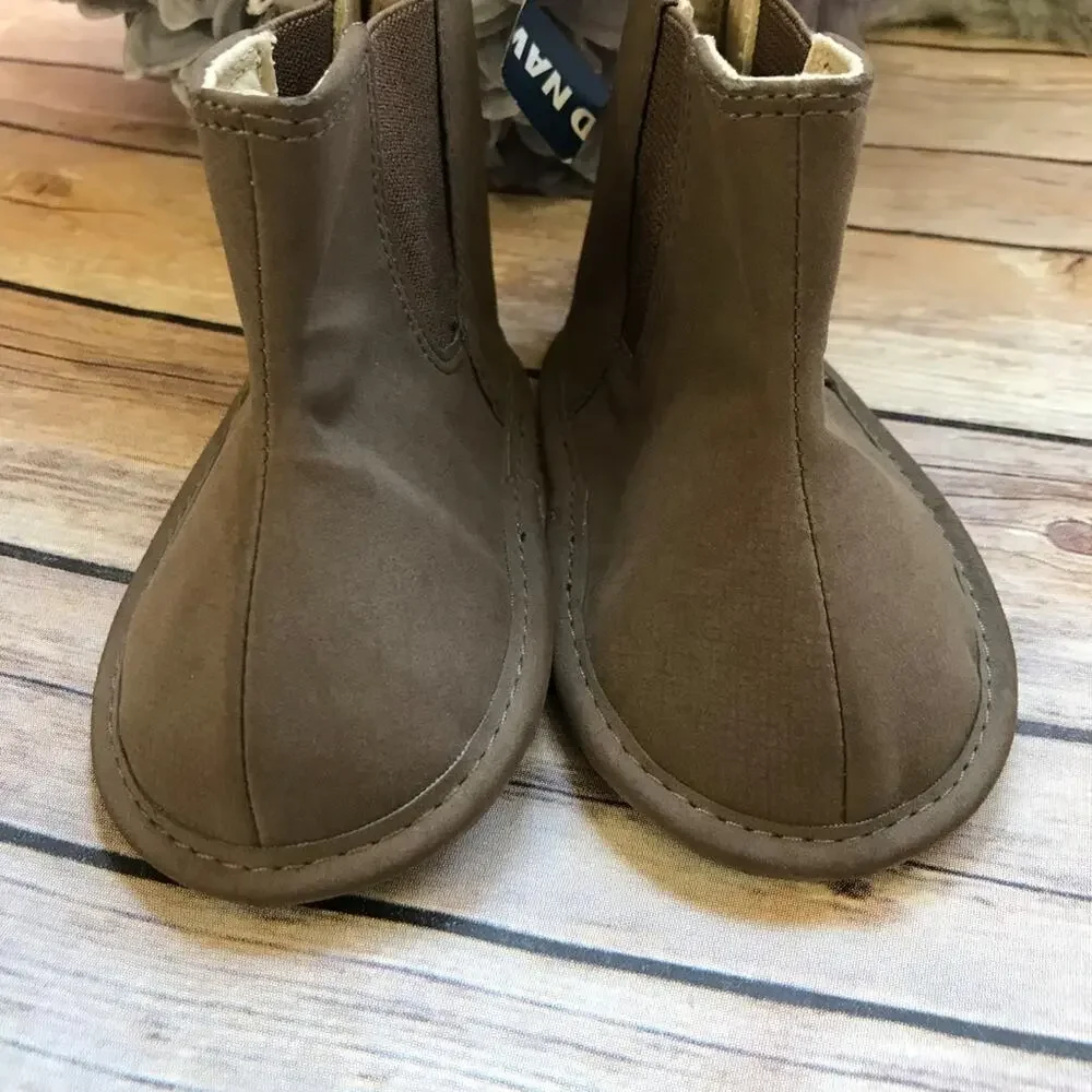 Old Navy Girls Boys Boots Size 18-24 mo 5 Brown‎ October Soft Sole NEW
